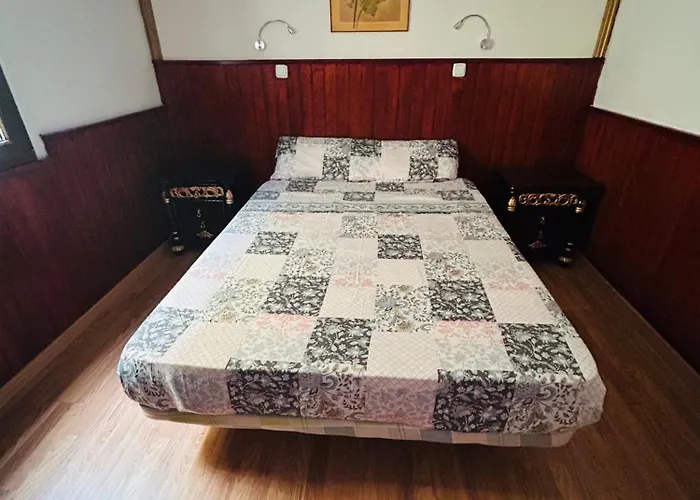 Neptuno 12b 公寓 *